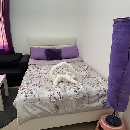 The Purple Place Lejlighed Abu Dhabi Eksteriør billede